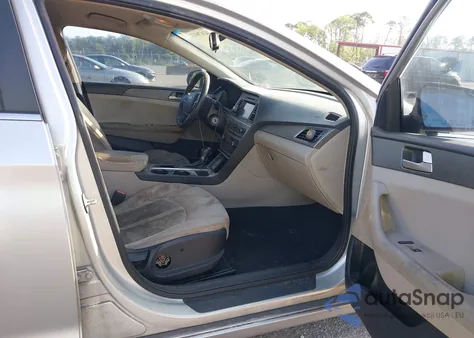 2016 Hyundai Sonata Se z USA, uszkodzony, nr VIN 5NPE24AF8GH350287